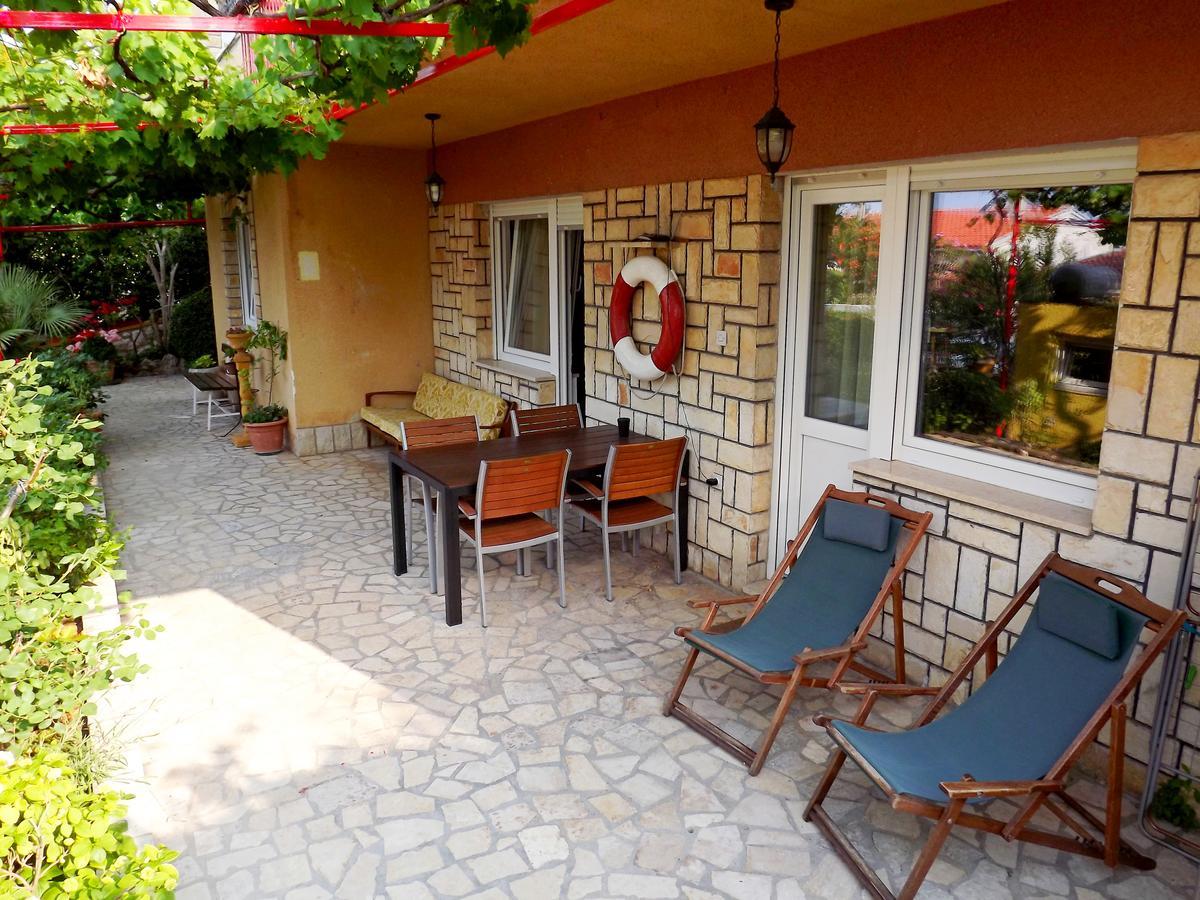 Apartments Maricic 200 Meters From The Beach 노비비노돌스키 외부 사진