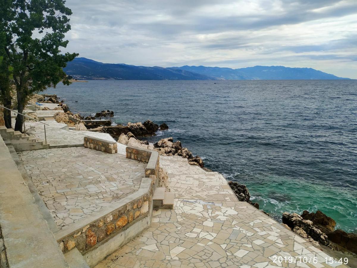 Apartments Maricic 200 Meters From The Beach 노비비노돌스키 외부 사진